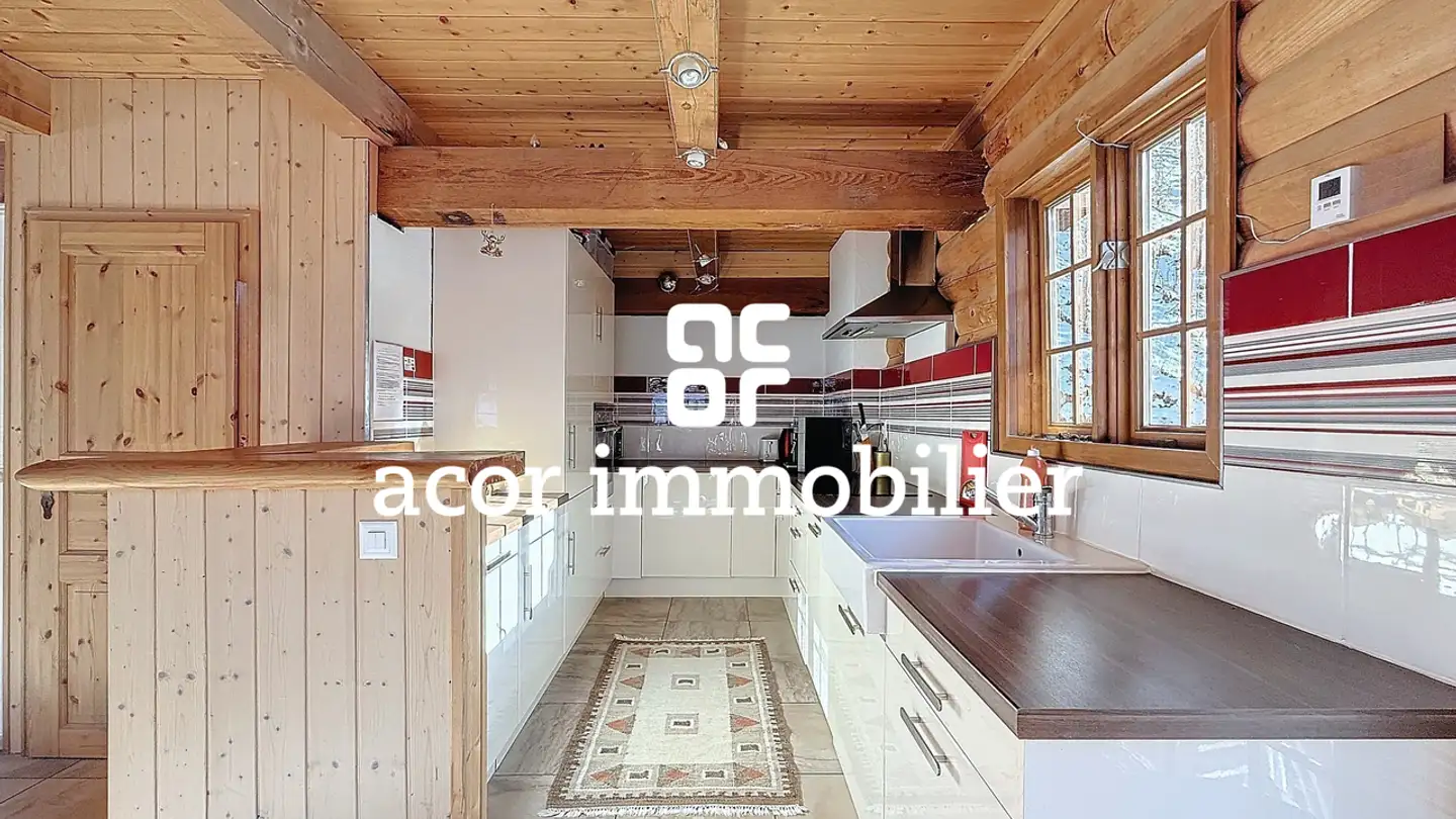 Chalet for sale - 3961 Ayer - Photo 3