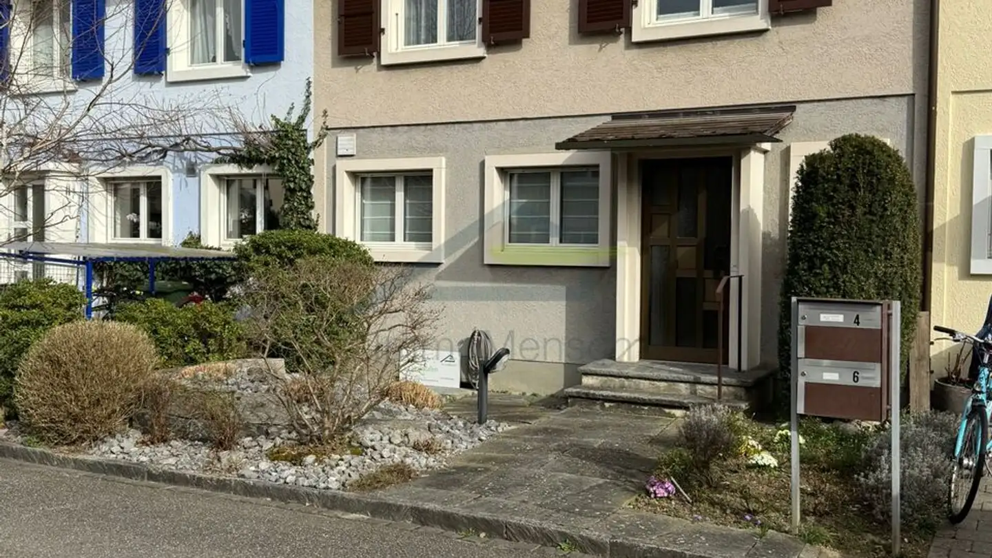 Row house for sale - Hohe Winde-Strasse 6, 4153 Reinach BL - Photo 2