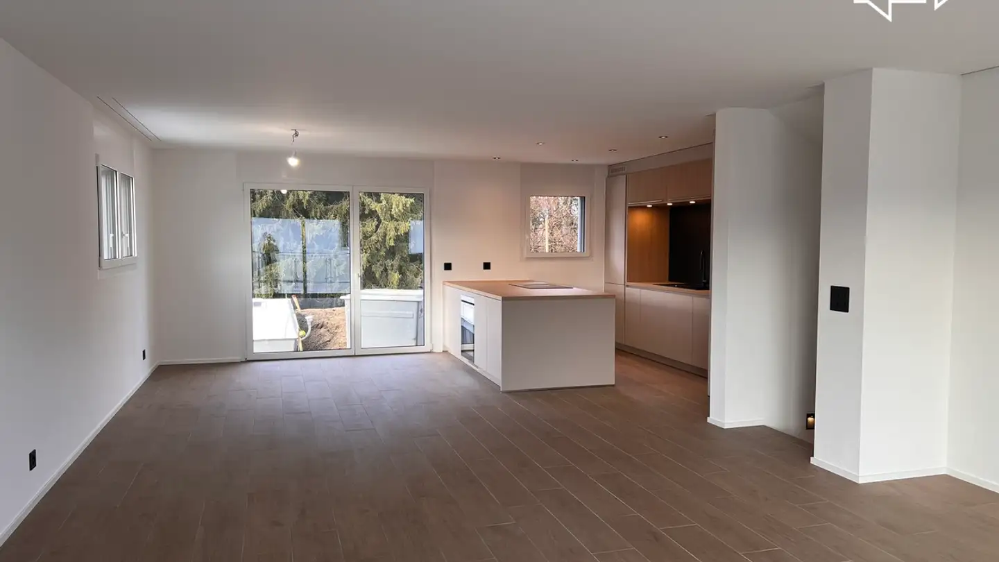 Row house for sale - Sonnhalde, 1734 Tentlingen