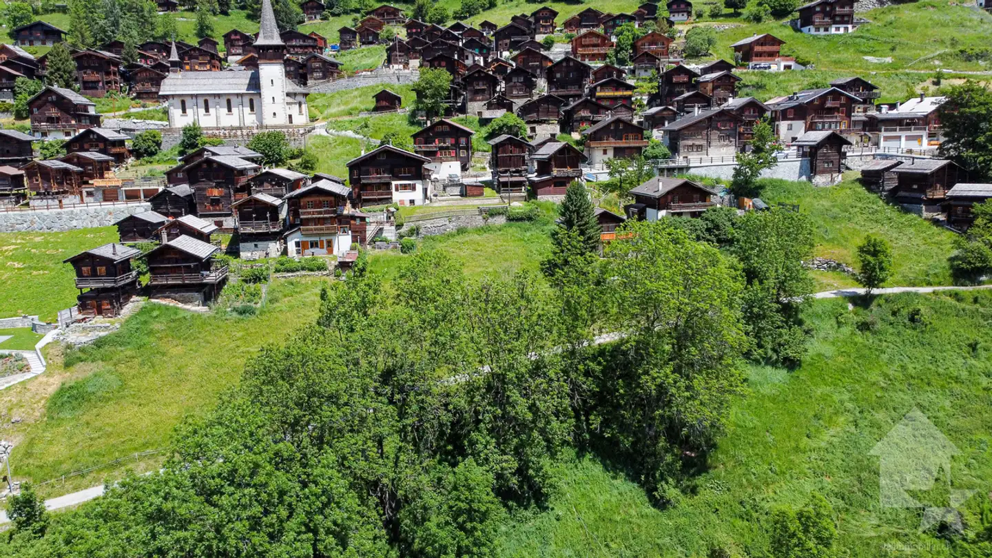 Constructible plot for sale - Le Zoc, 3961 Ayer - Photo 2