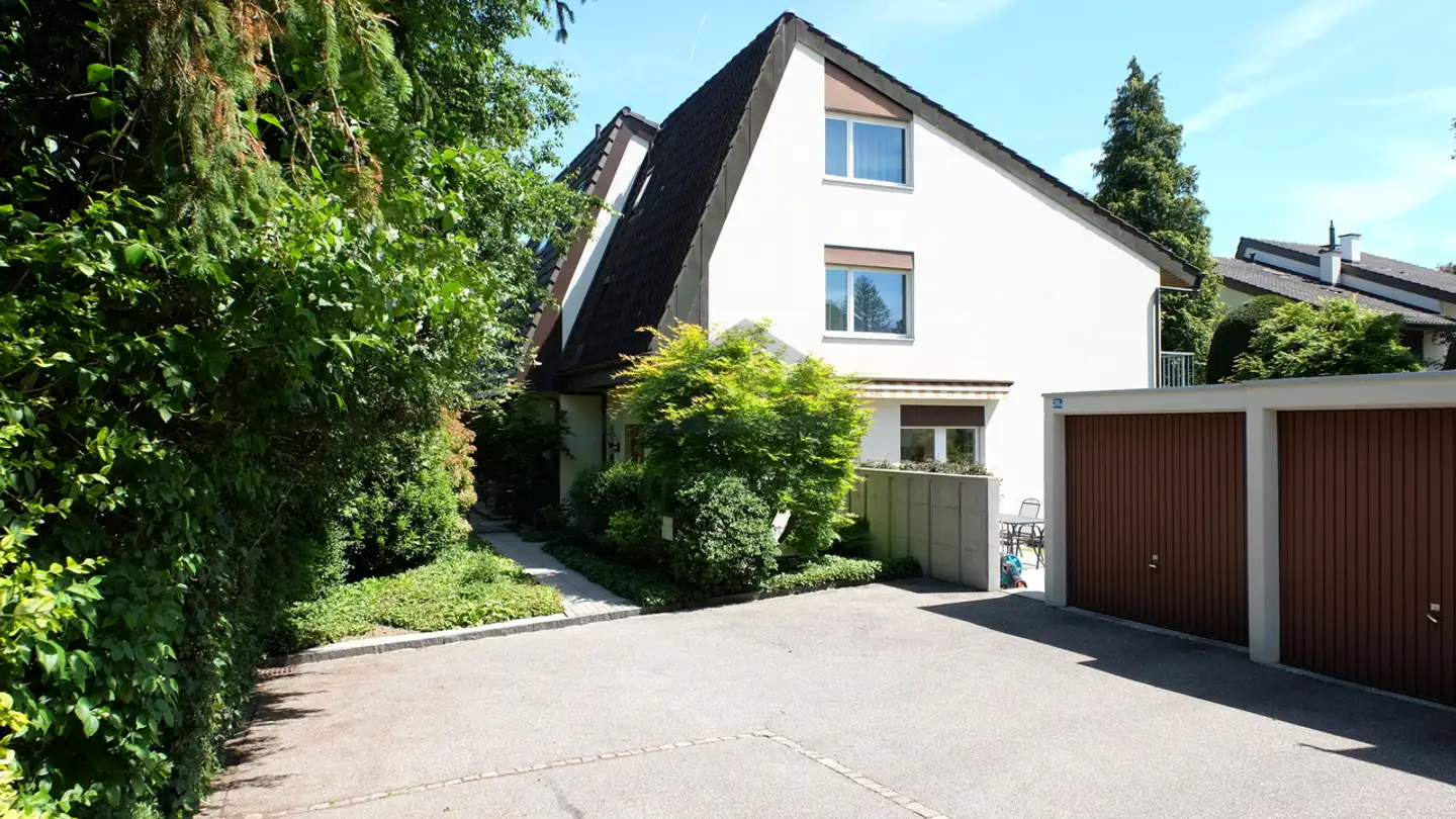Casa bifamiliare in vendita - Im Bertschenacker 26, 4103 Bottmingen