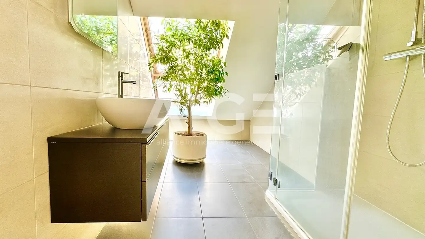 Appartement à vendre - 1201 Genève - Photo 4