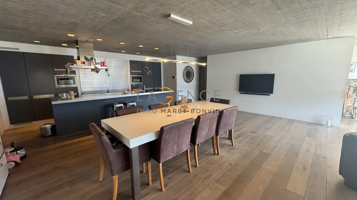 Row house for sale - 1950 Sion - Photo 4