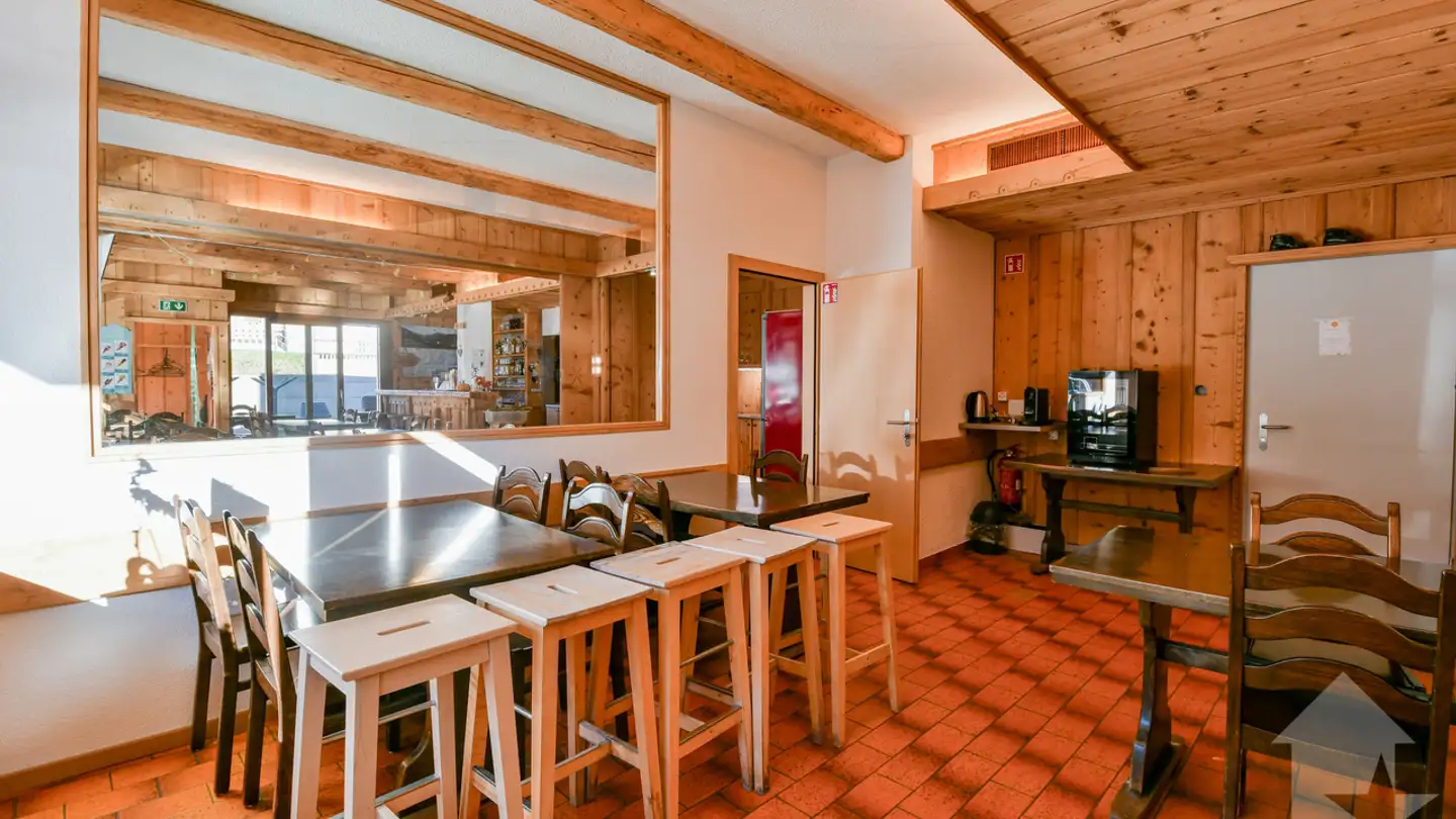 Restaurant for sale - 1946 Bourg-St-Pierre - Photo 3