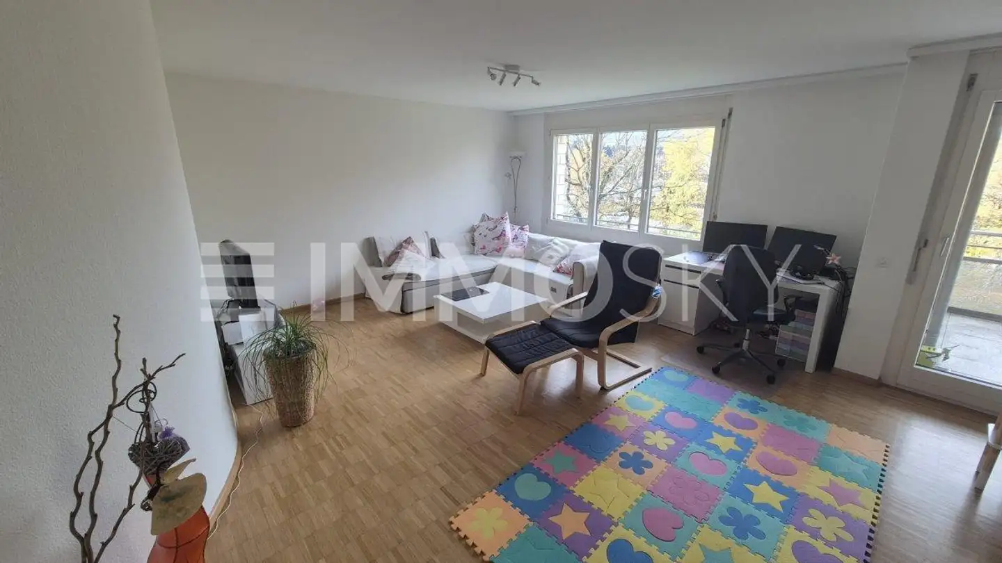 Apartment for rent - 4147 Aesch BL