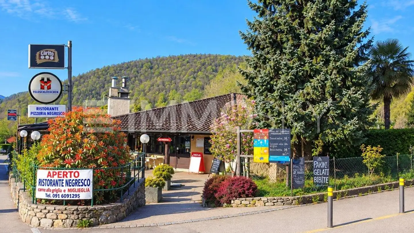 Restaurant for sale - 6986 Miglieglia