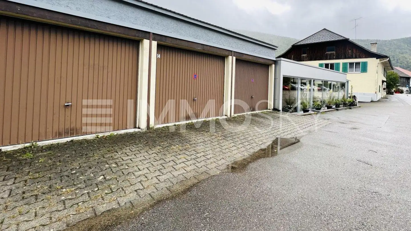 Edificio ad uso misto in vendita - 2738 Court - Photo 4