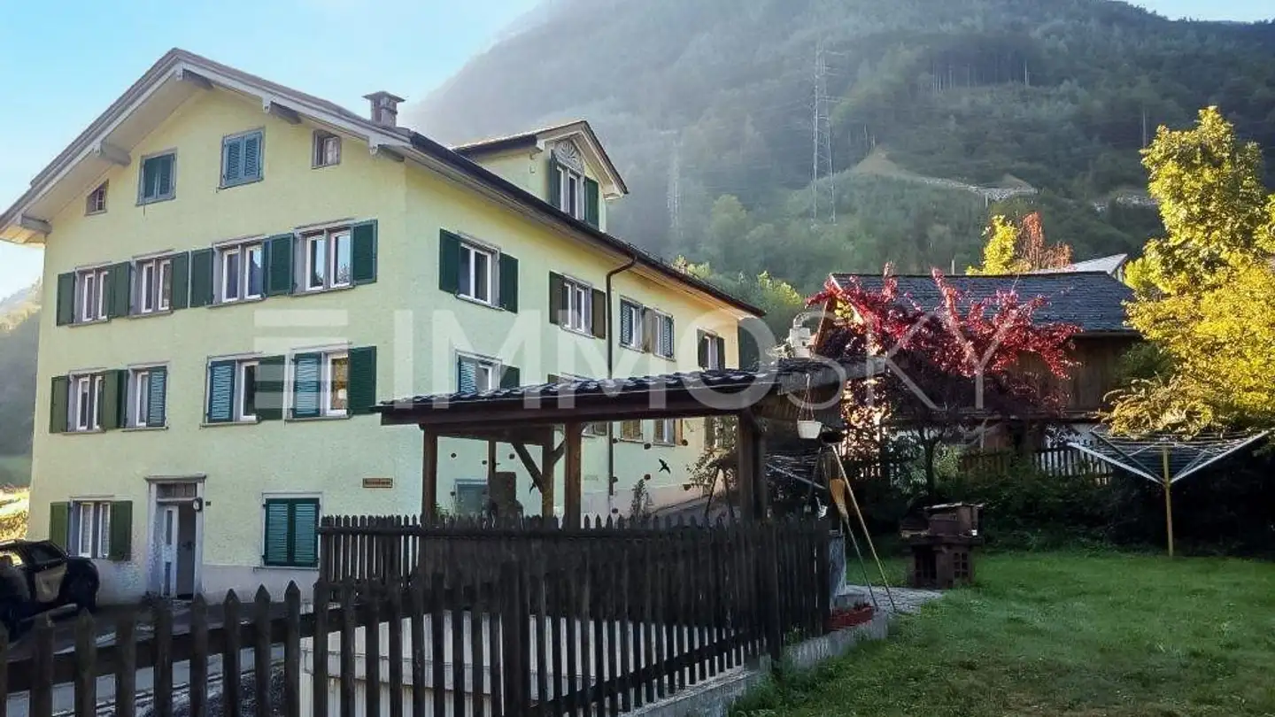 Immeuble résidentiel à vendre - 8762 Schwanden GL