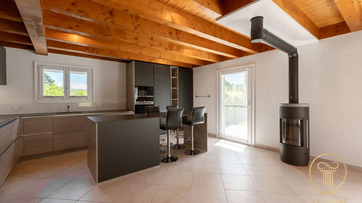Semi-detached house for sale - 1188 Gimel - Photo 4