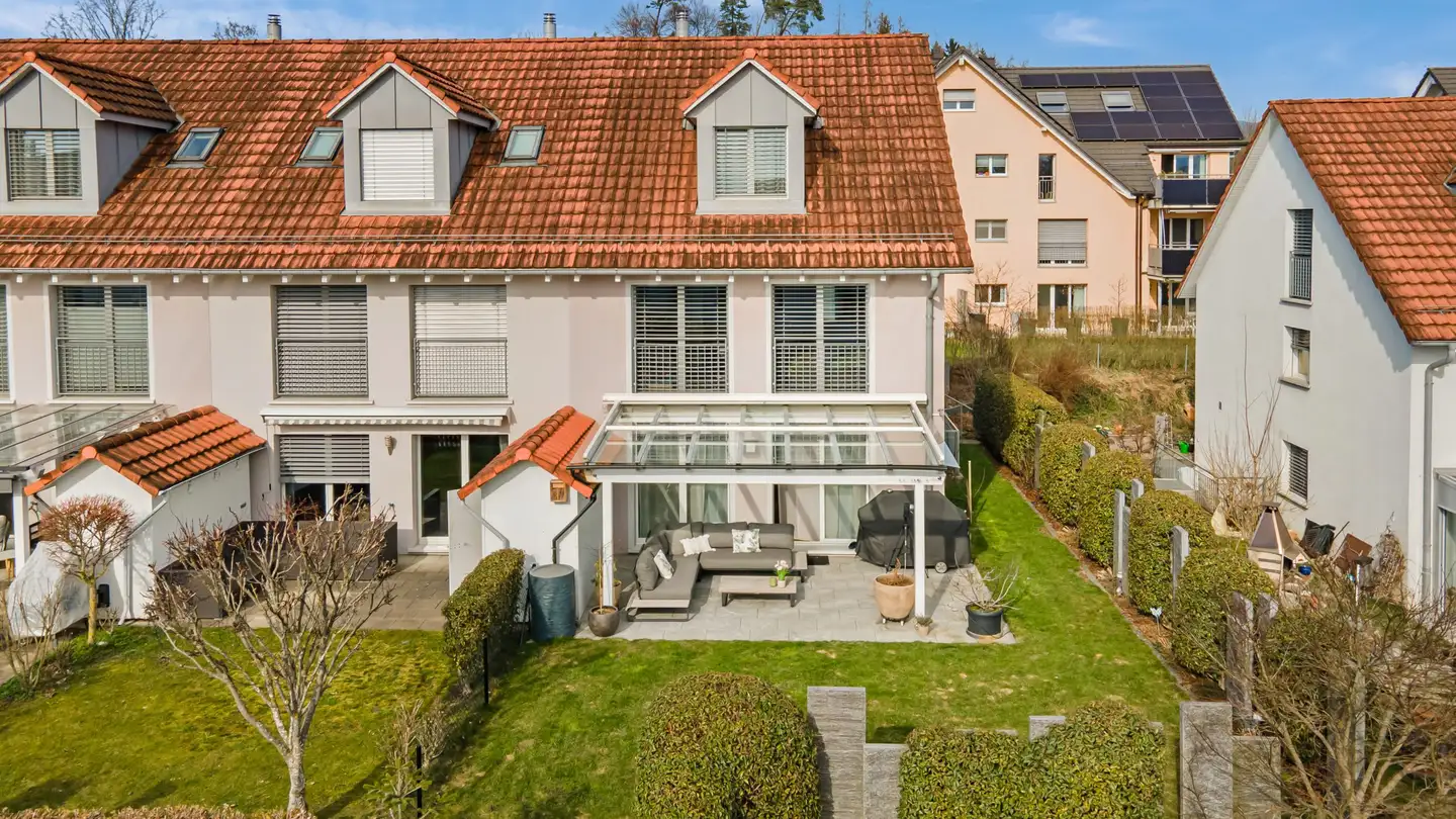 Casa a schiera in vendita - Spitzackerstrasse, 8635 Dürnten
