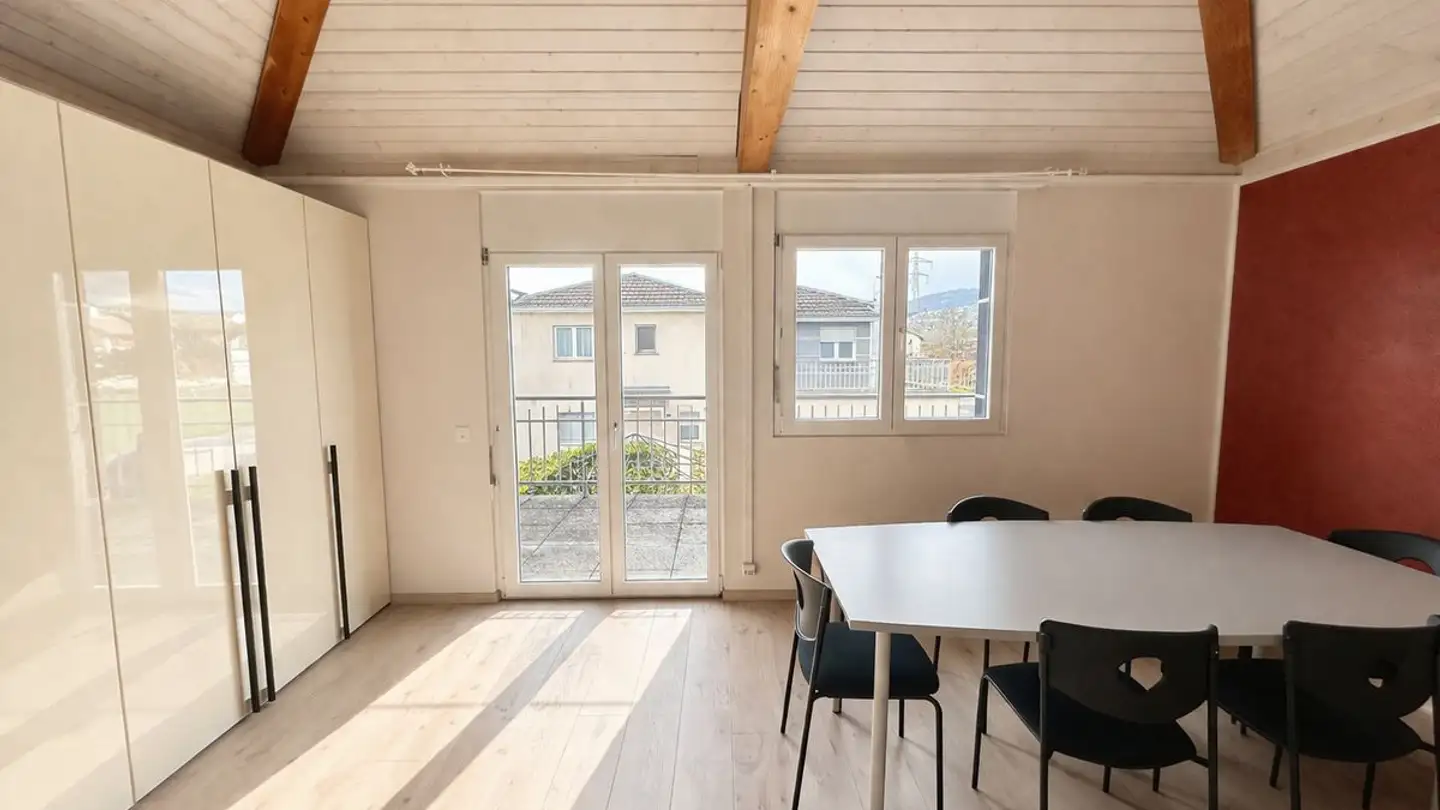 Office space for rent - 1166 Perroy - Photo 2