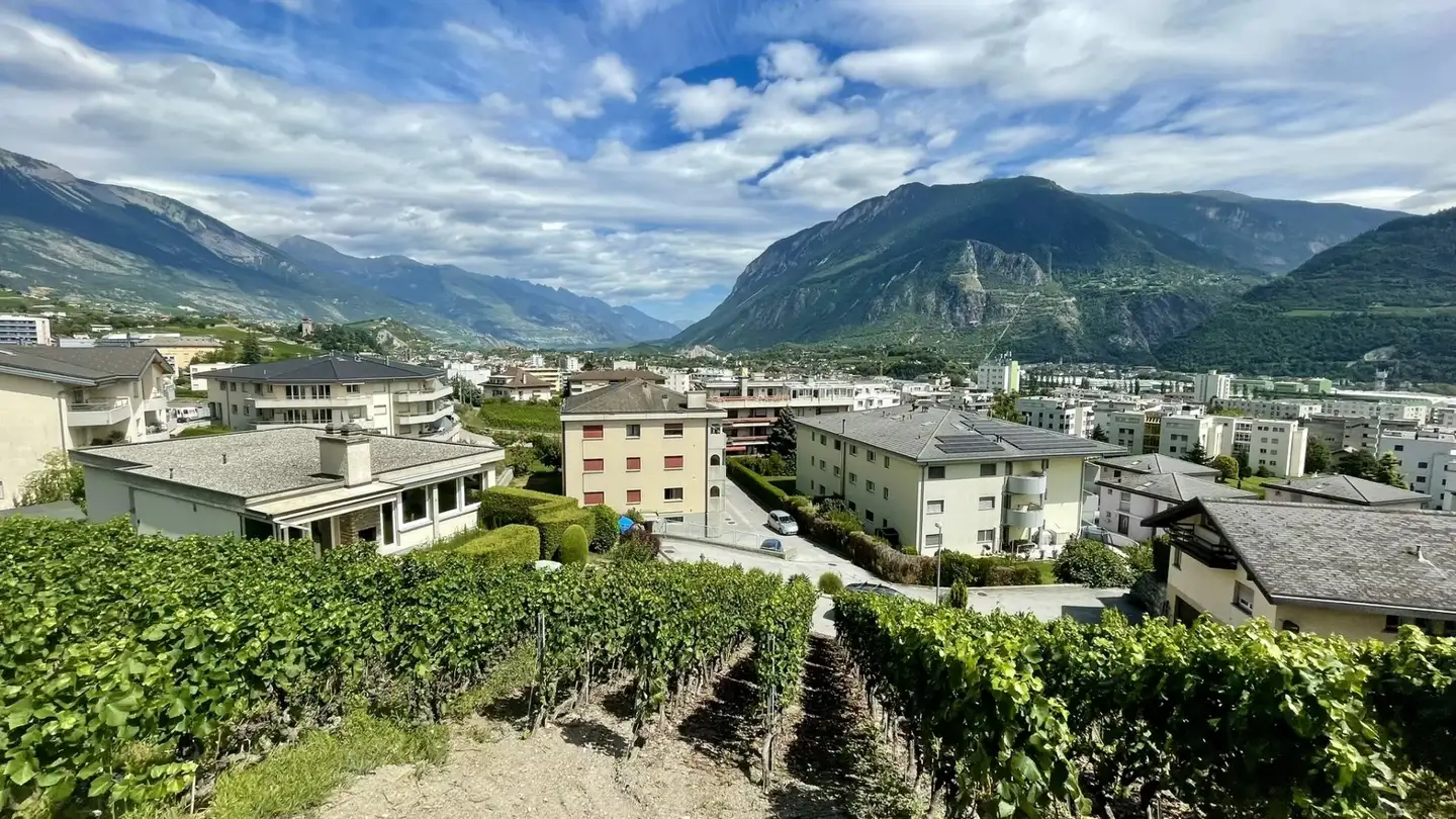 Constructible plot for sale - 3960 Sierre