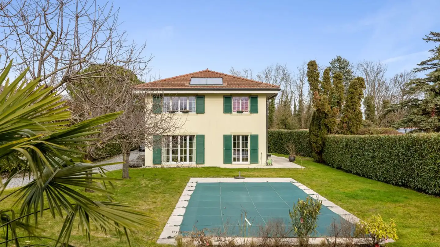 Villa for sale - 1267 Vich - Photo 2