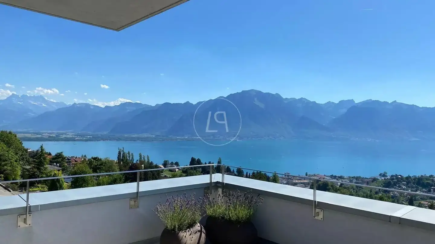 Penthouse for sale - 1832 Chamby
