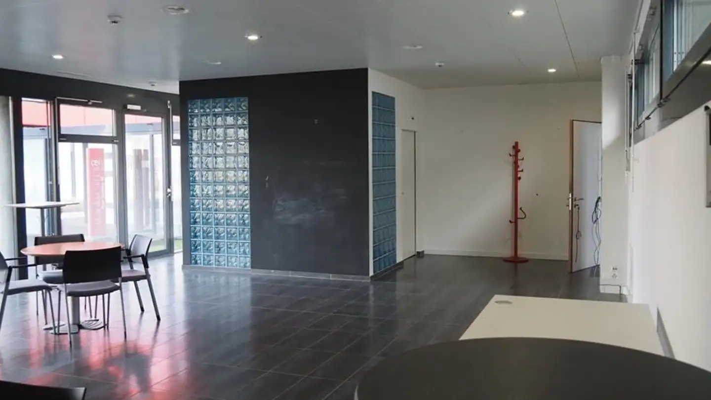 Commercial for rent - Rue Galilée 15, 1400 Yverdon-les-Bains