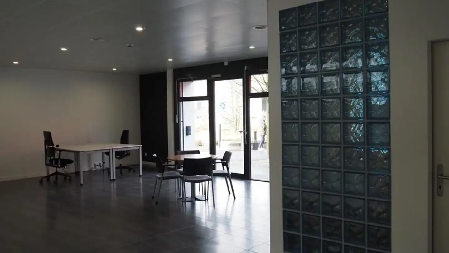 Commercial for rent - Rue Galilée 15, 1400 Yverdon-les-Bains - Photo 4
