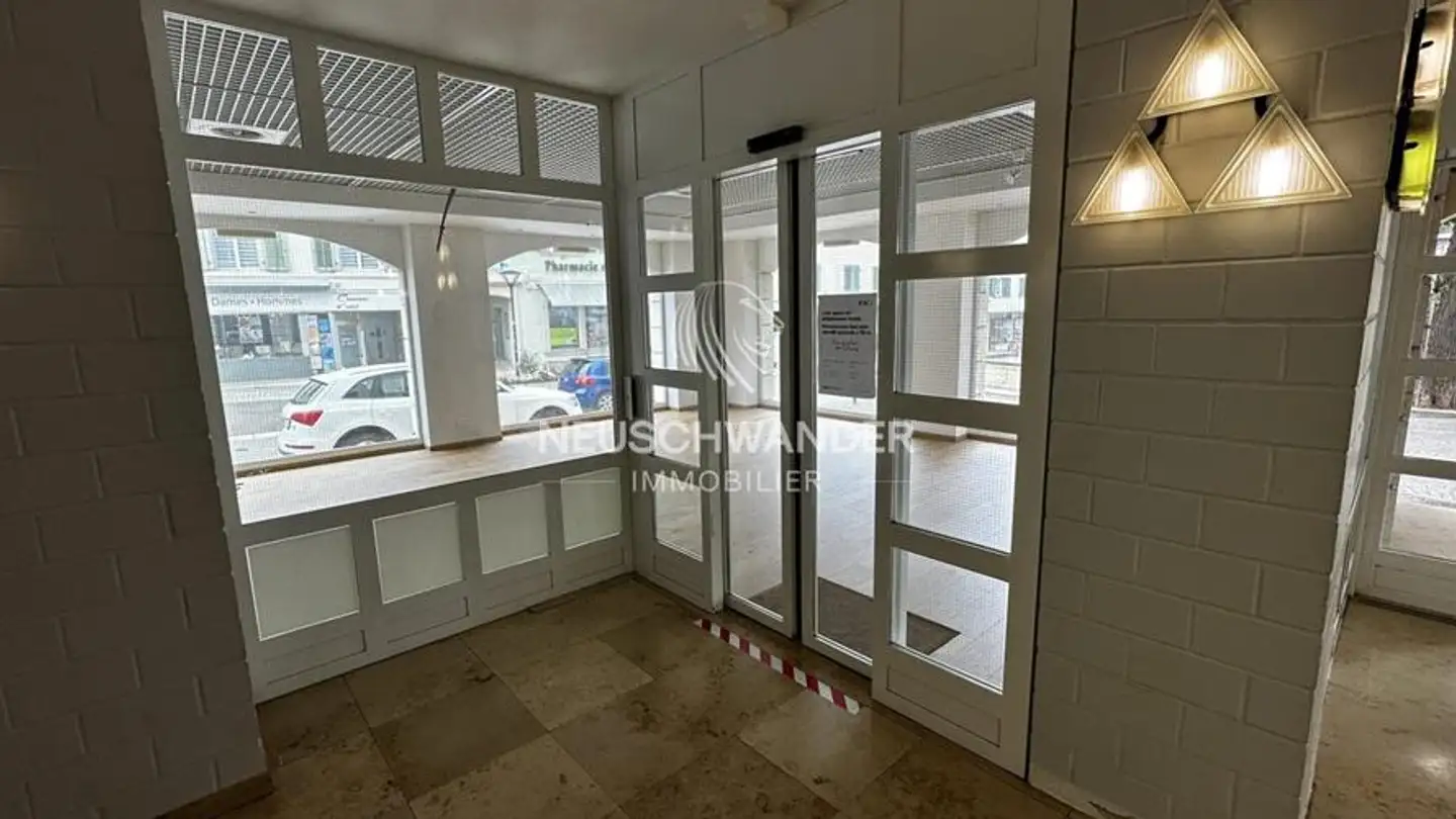 Commercial à louer - 2800 Delémont - Photo 3
