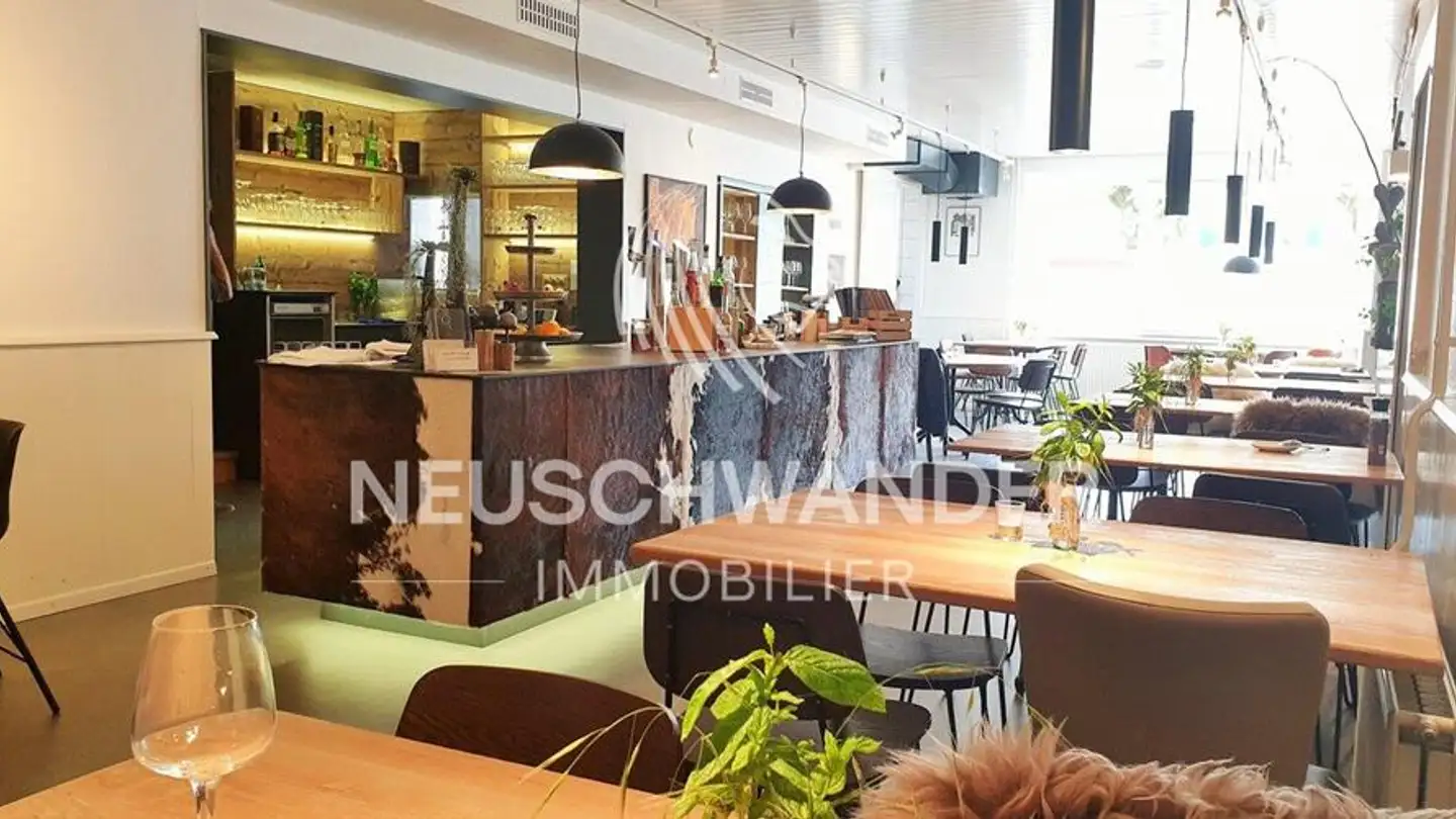 Restaurant à louer - Rue Du Jura, 2800 Delémont - Photo 2