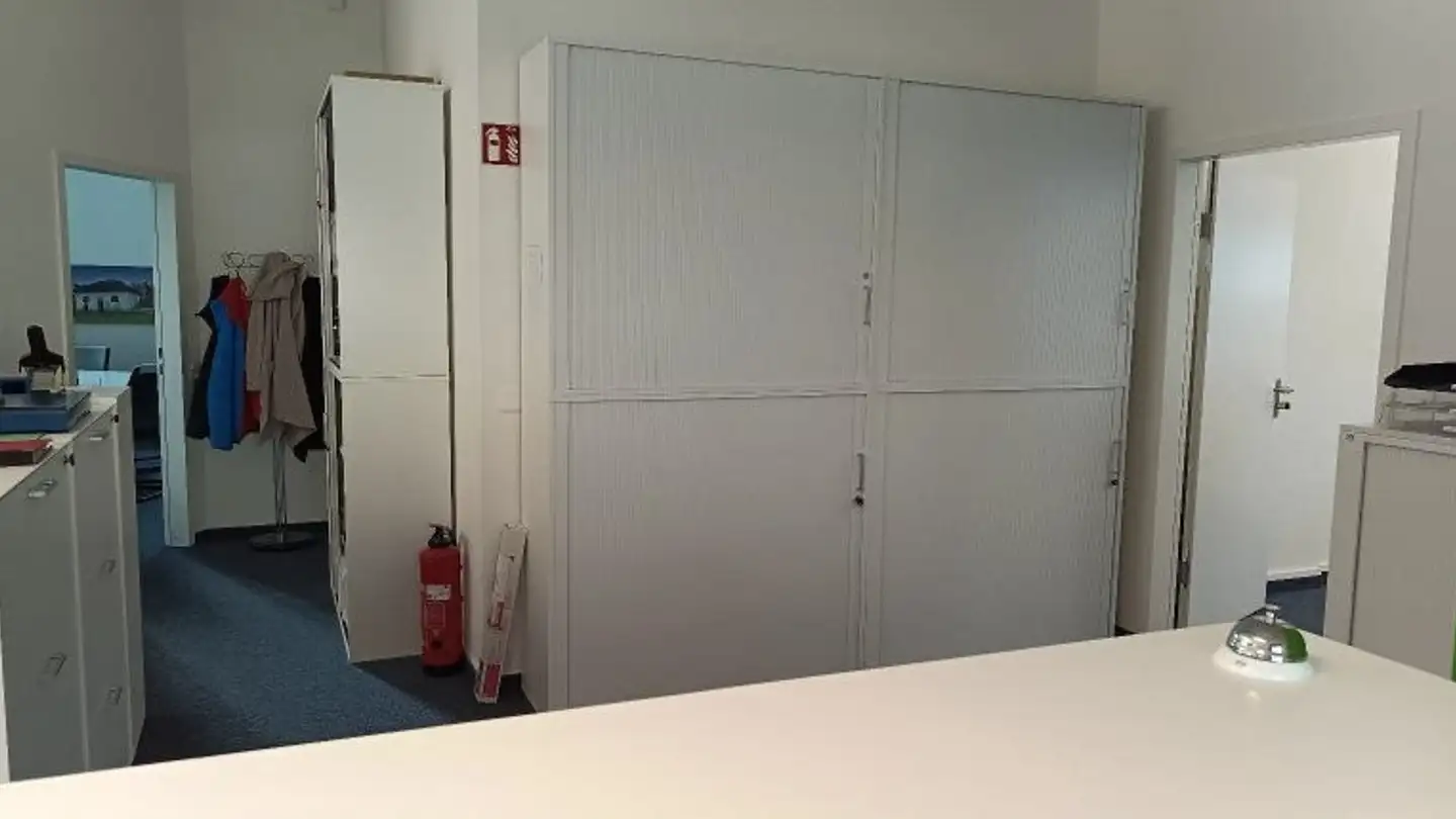 Geschäft mieten - Hofwiesenstrasse 2, 8634 Hombrechtikon - Foto 2