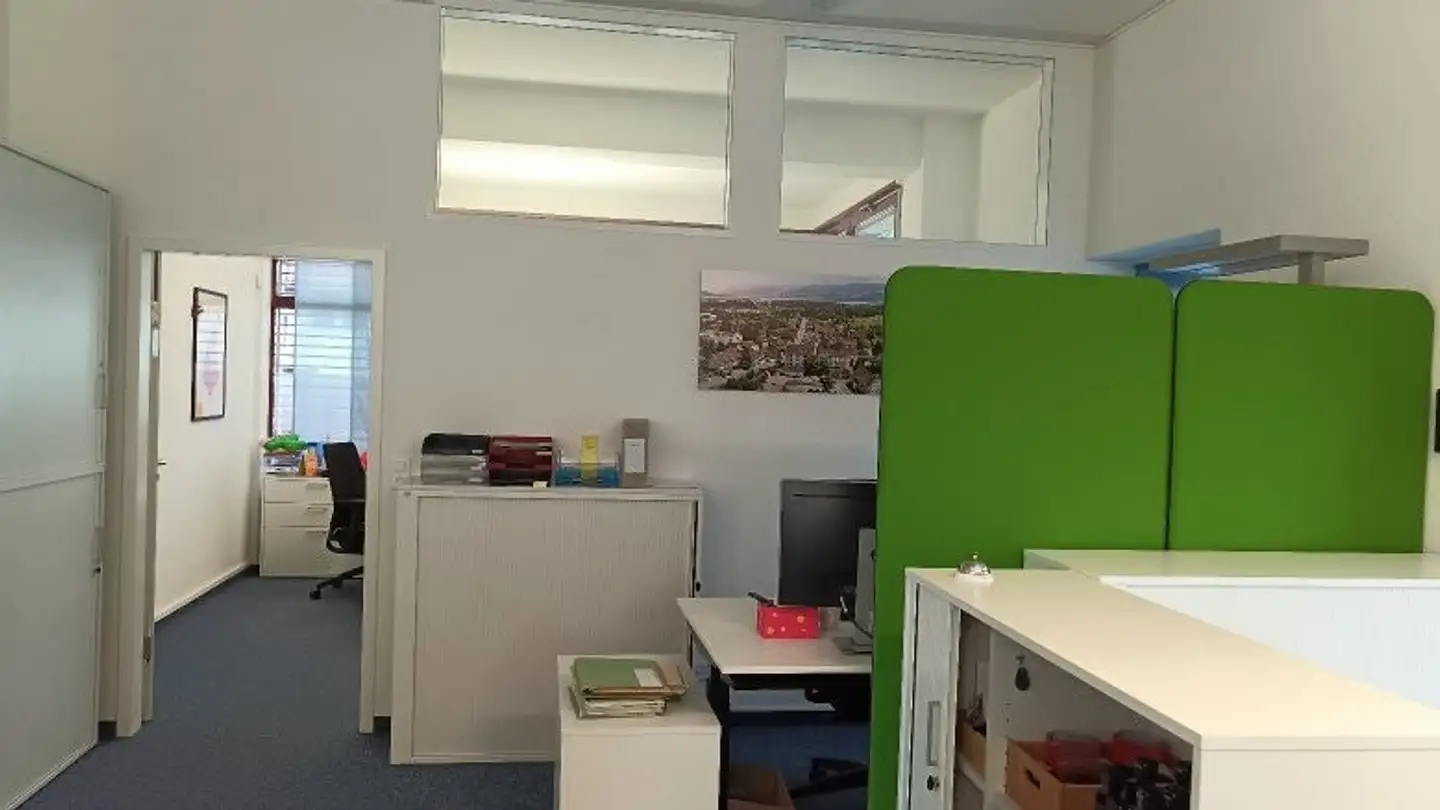 Geschäft mieten - Hofwiesenstrasse 2, 8634 Hombrechtikon - Foto 4
