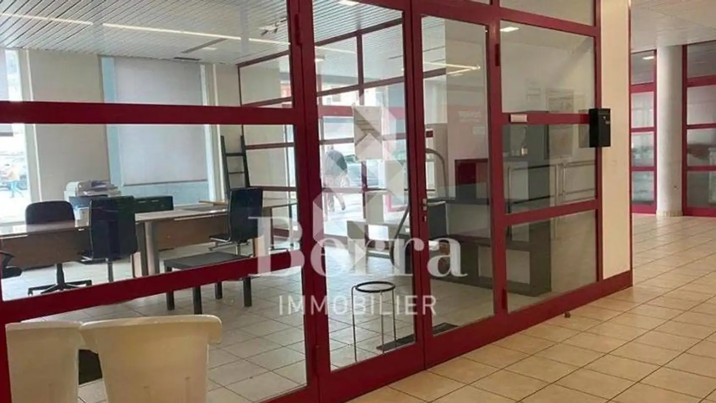 Office space for rent - Avenue De Savoie 4, 1896 Vouvry - Photo 2