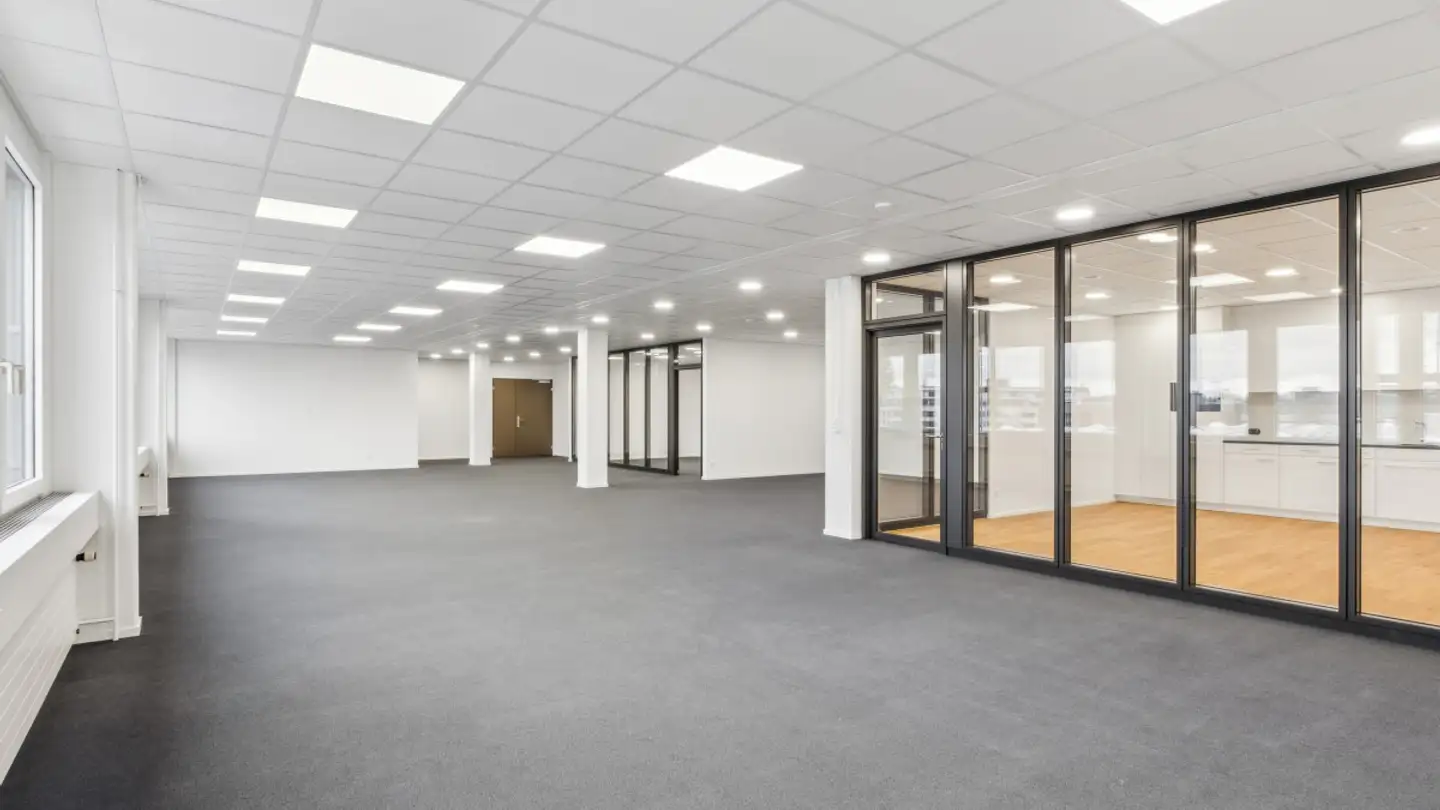 Bürofläche mieten - Sennweidstrasse 43, 6312 Steinhausen - Foto 3