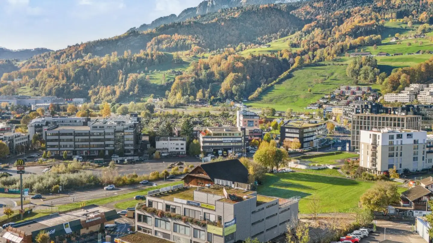 Gewerbe mieten - Nidfeldstrasse 12, 6010 Kriens - Foto 2