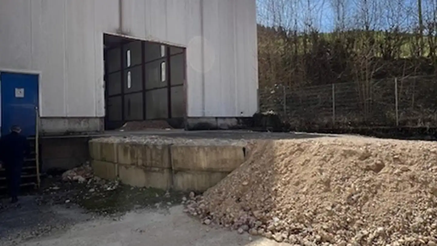 Commercial à louer - 2882 St-Ursanne