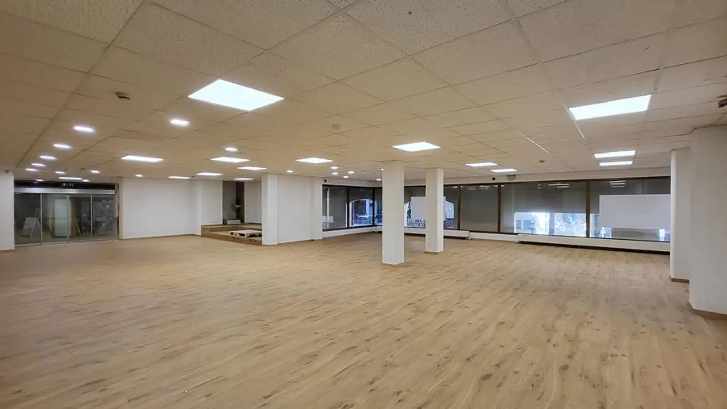 Commercial for rent - Rue Des Moulins 51, 2000 Neuchâtel - Photo 4
