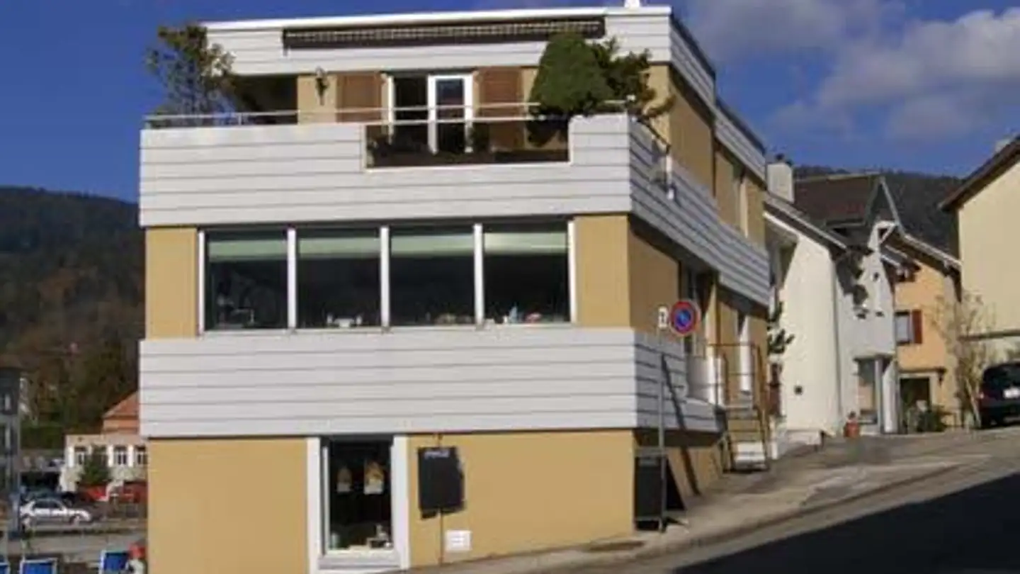Gewerbe mieten - Rue Pierre-Dubied 10, 2108 Couvet