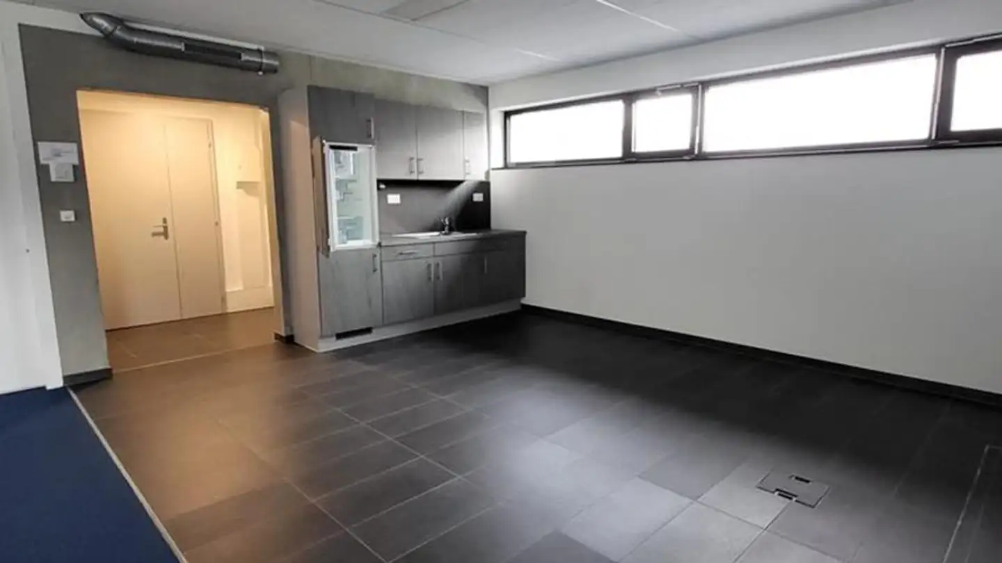 Office space for rent - Avenue Des Découvertes 18, 1400 Yverdon-les-Bains - Photo 2