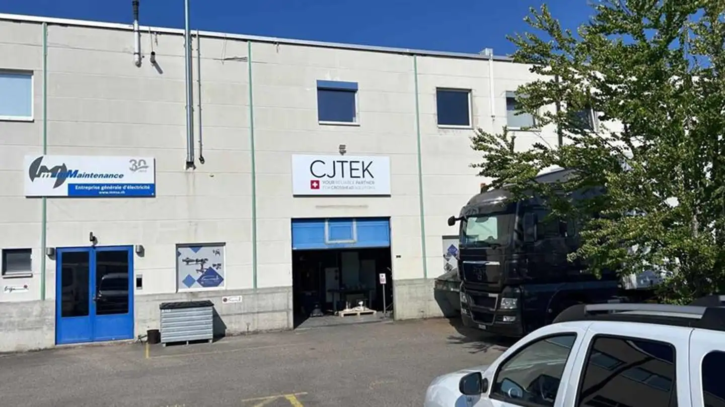 Gewerbe mieten - Rue Des Uttins 30, 1400 Yverdon-les-Bains