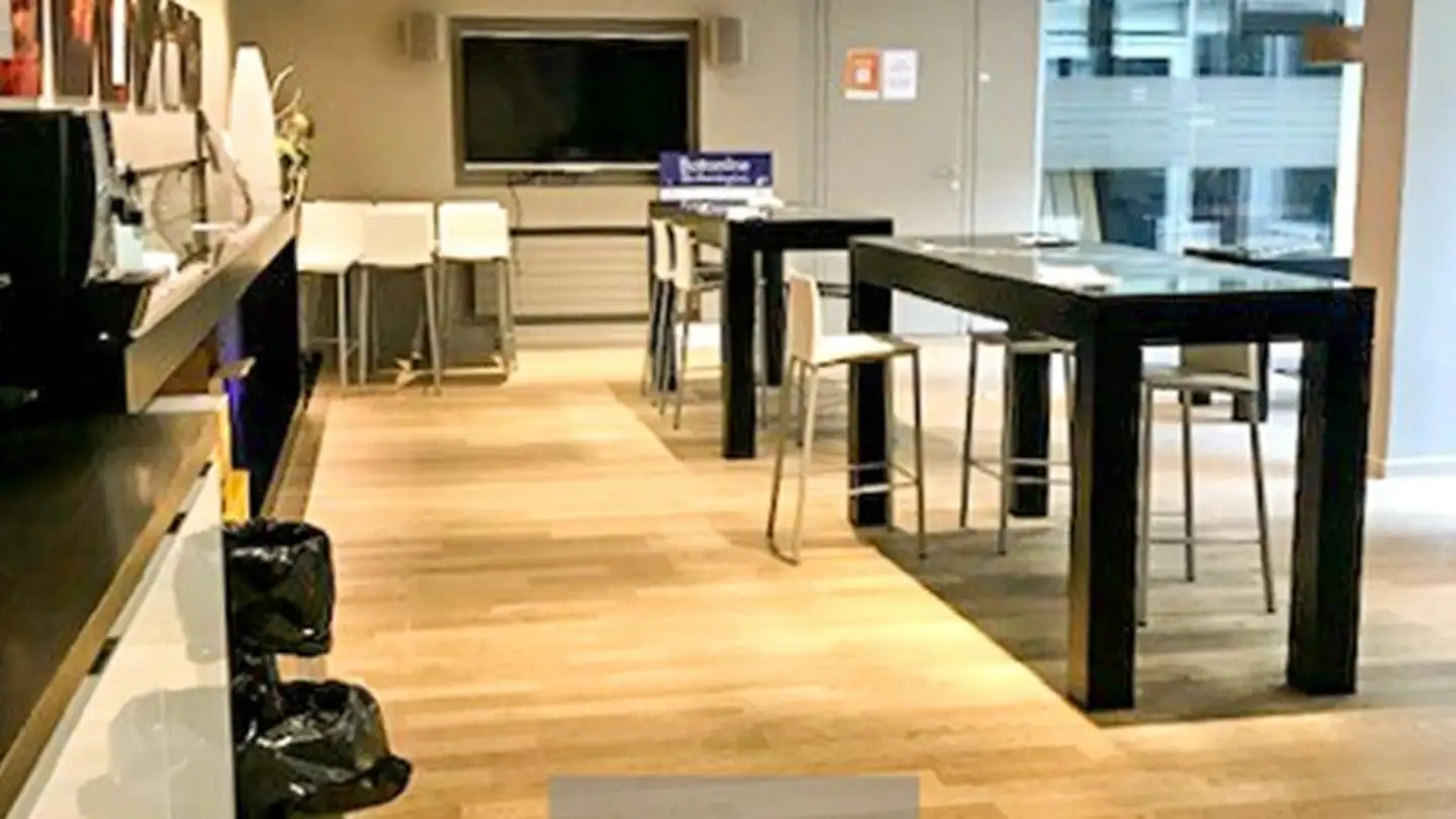 Office space for rent - 1208 Genève - Photo 4