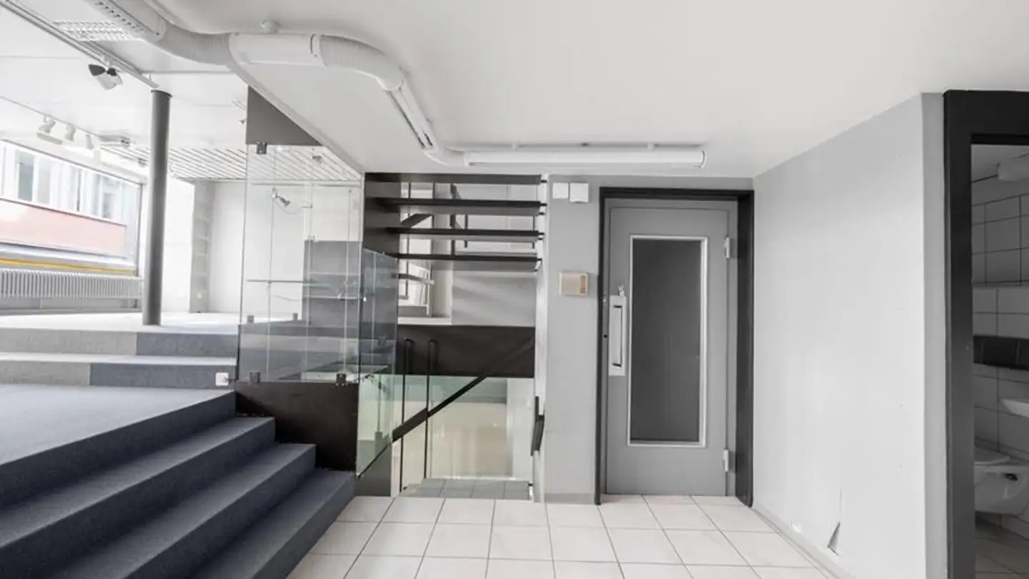 Commercial for rent - Rue Saint-Maurice 7, 2000 Neuchâtel - Photo 2