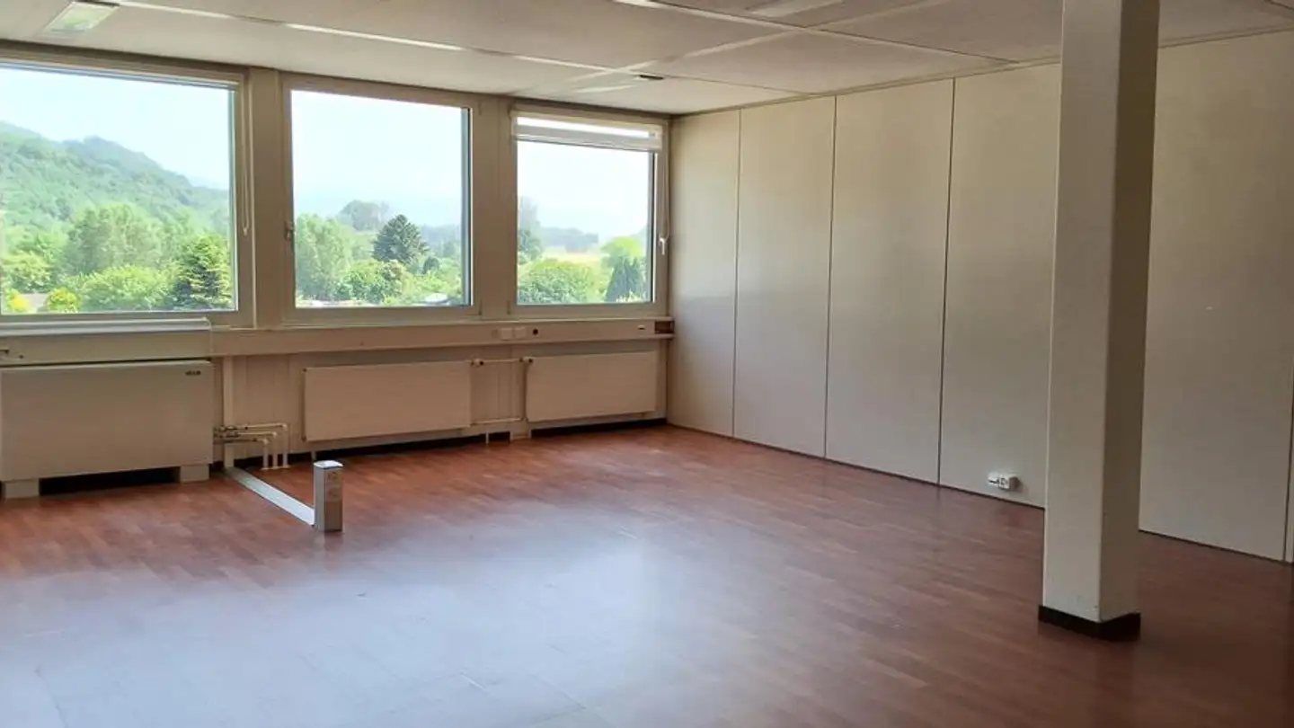 Bürofläche mieten - Route De Soleure 12, 2072 St-Blaise - Foto 2