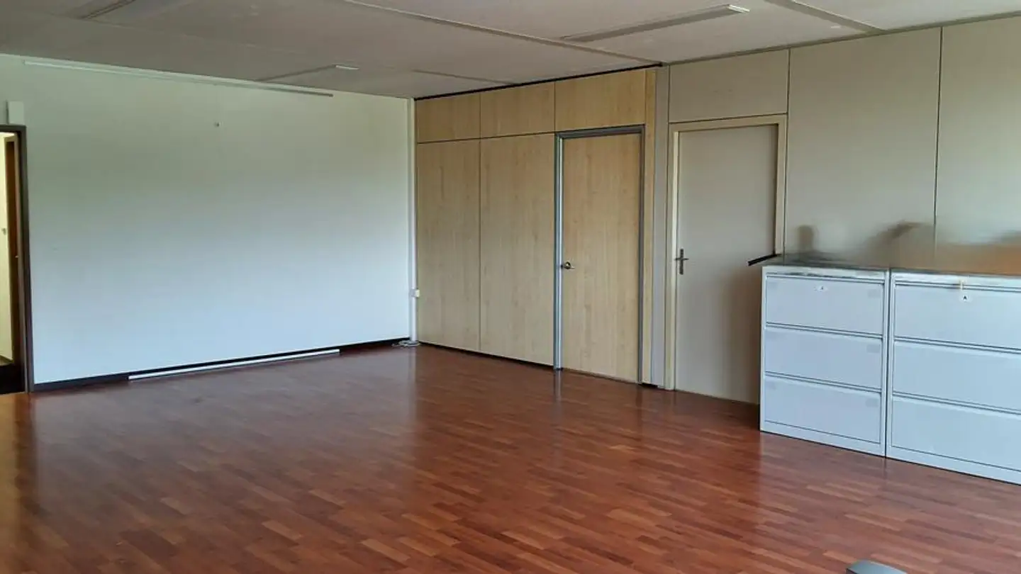Bürofläche mieten - Route De Soleure 12, 2072 St-Blaise - Foto 3