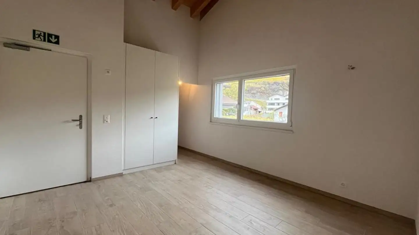 Commercial for rent - 1964 Conthey