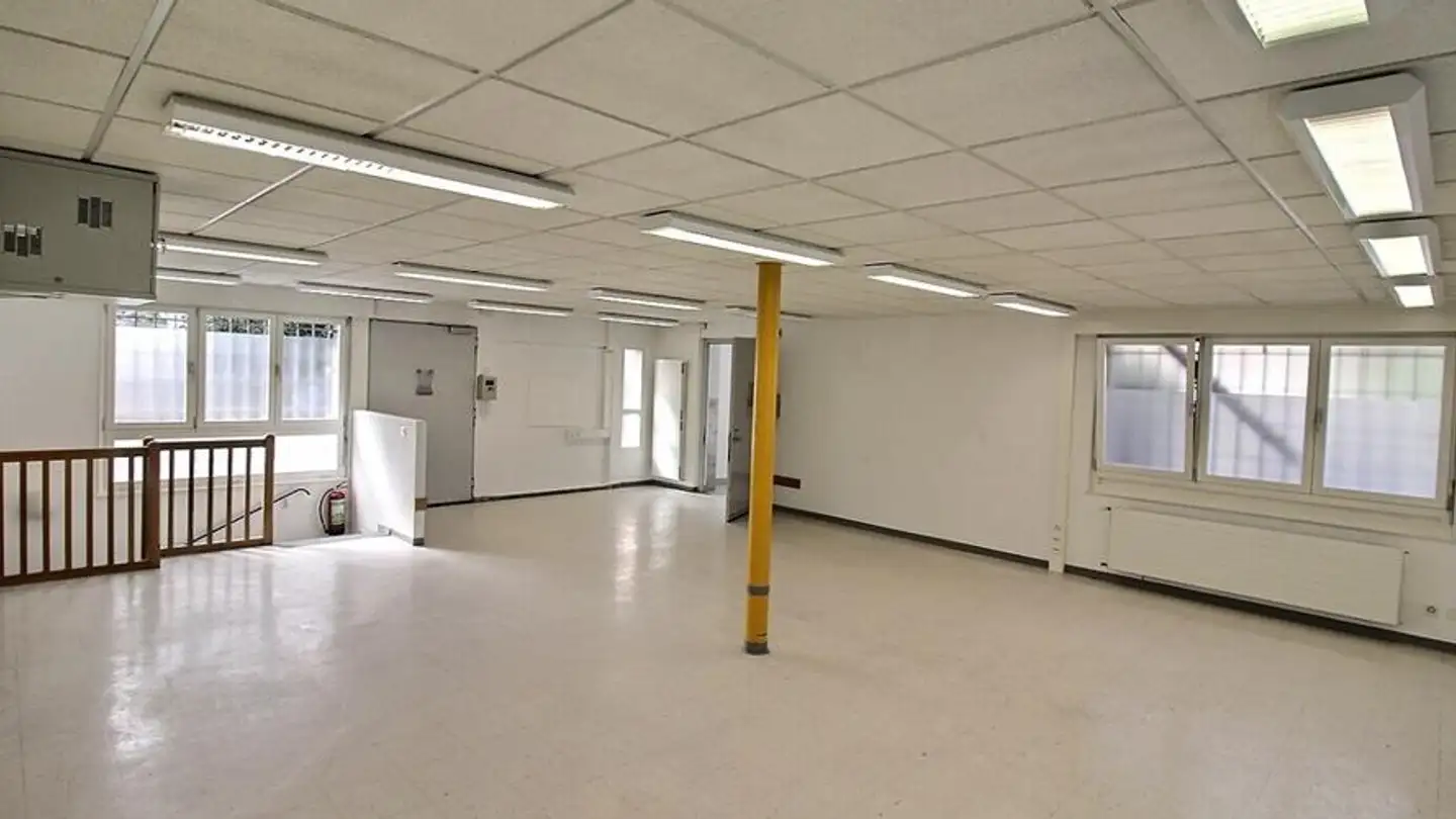 Commercial à louer - Rue Du Pontèt 12, 3971 Chermignon - Photo 3
