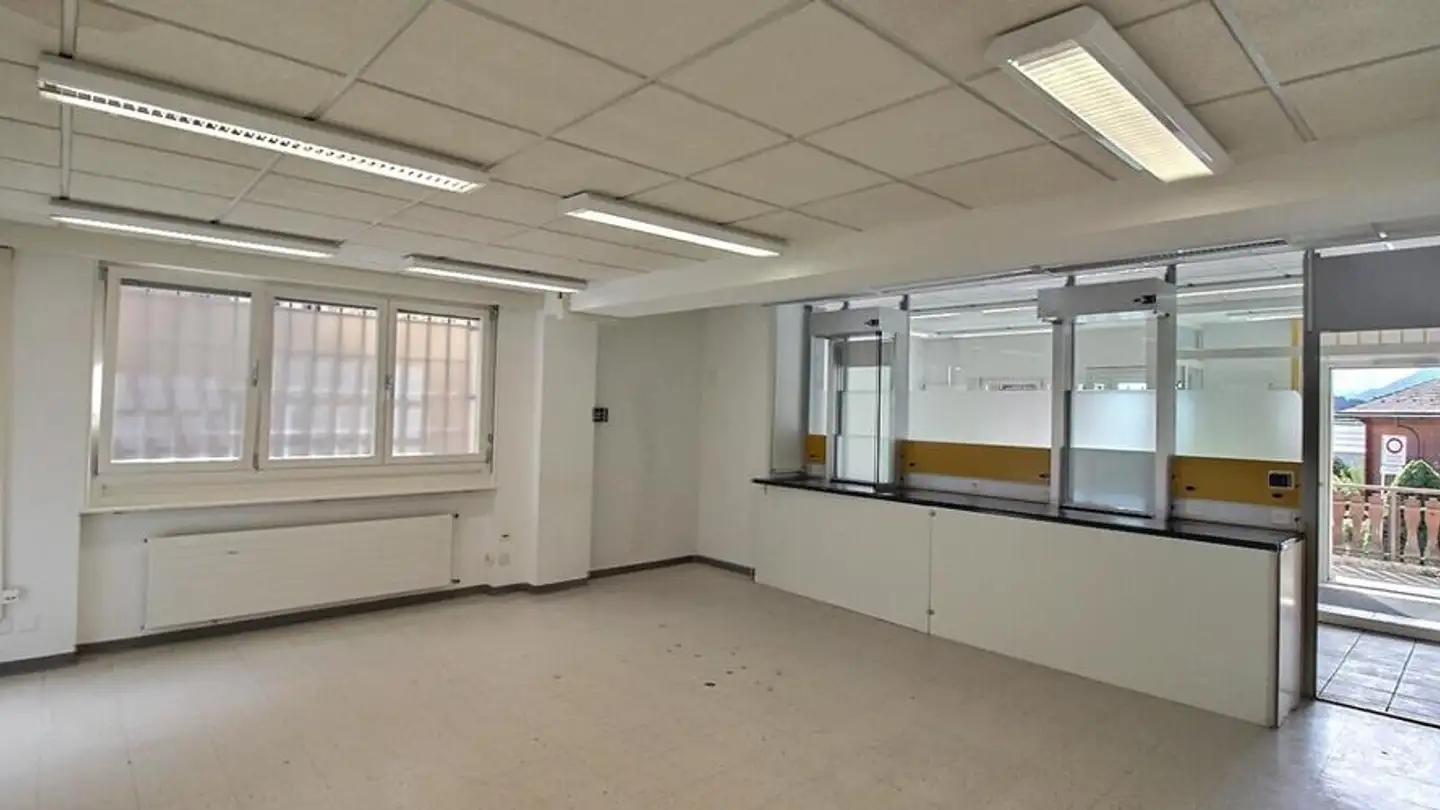 Commercial à louer - Rue Du Pontèt 12, 3971 Chermignon