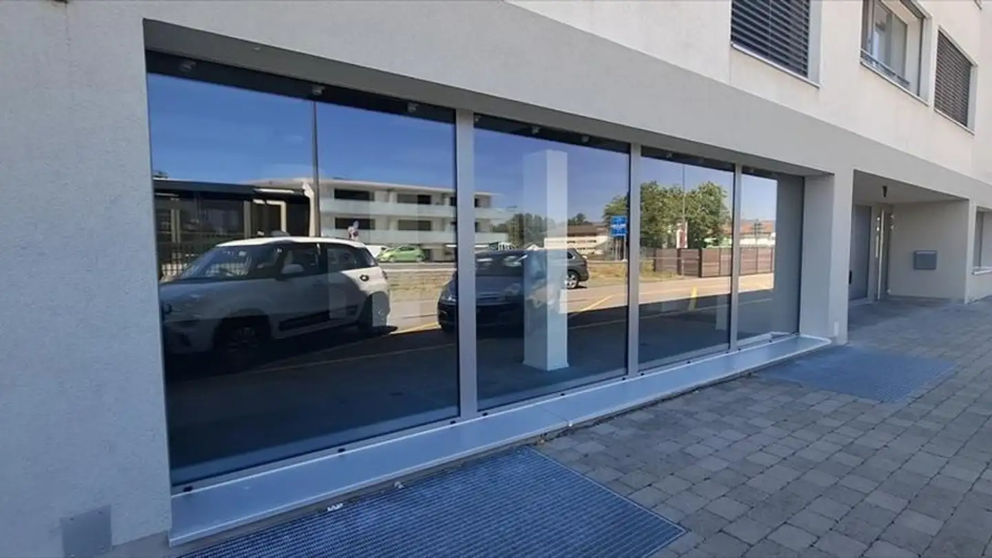 Commercial for rent - Route Cantonale 93c, 1025 St-Sulpice VD - Photo 4