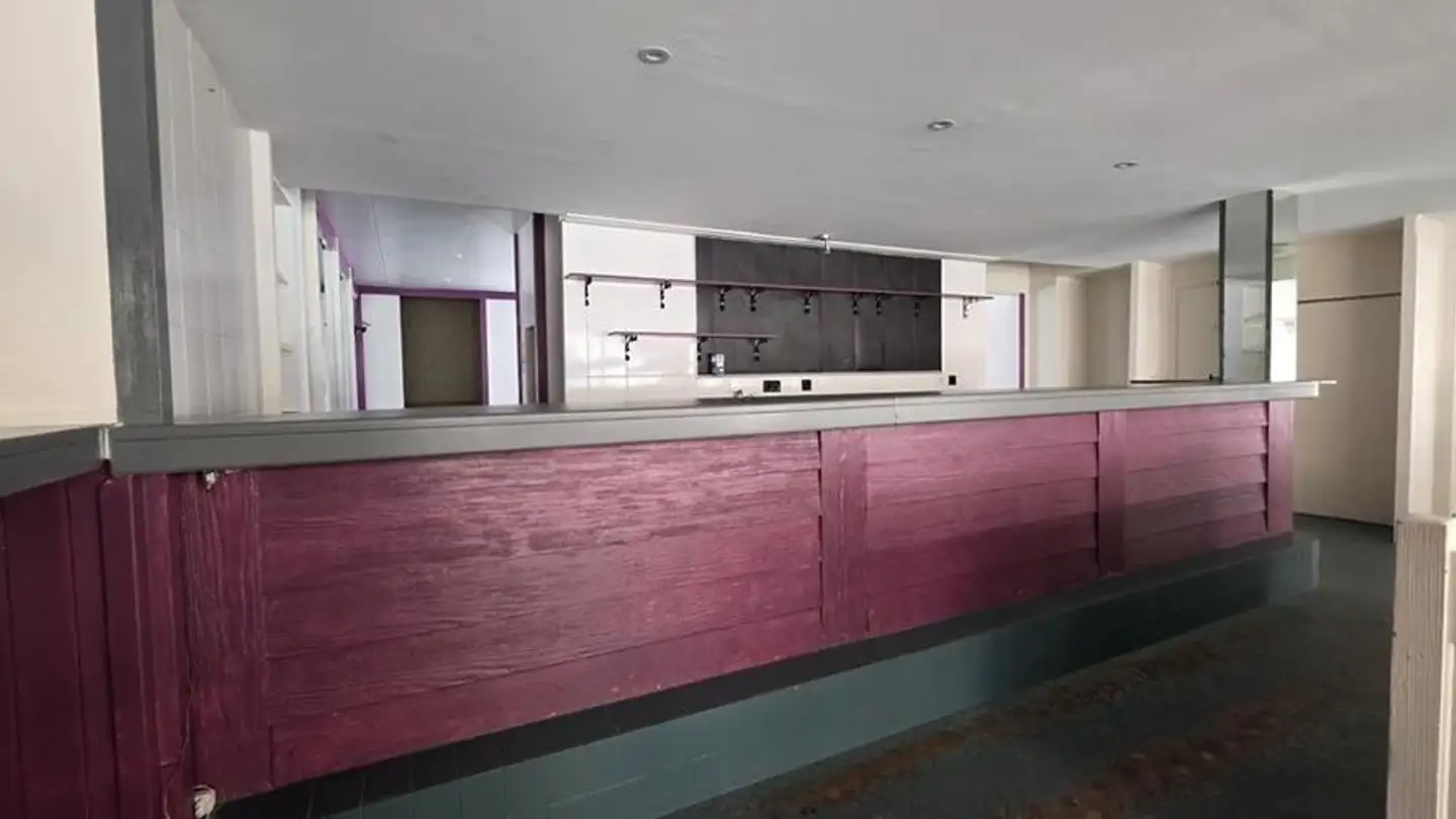 Commercial à louer - Rue Daniel-Jeanrichard 13, 2400 Le Locle