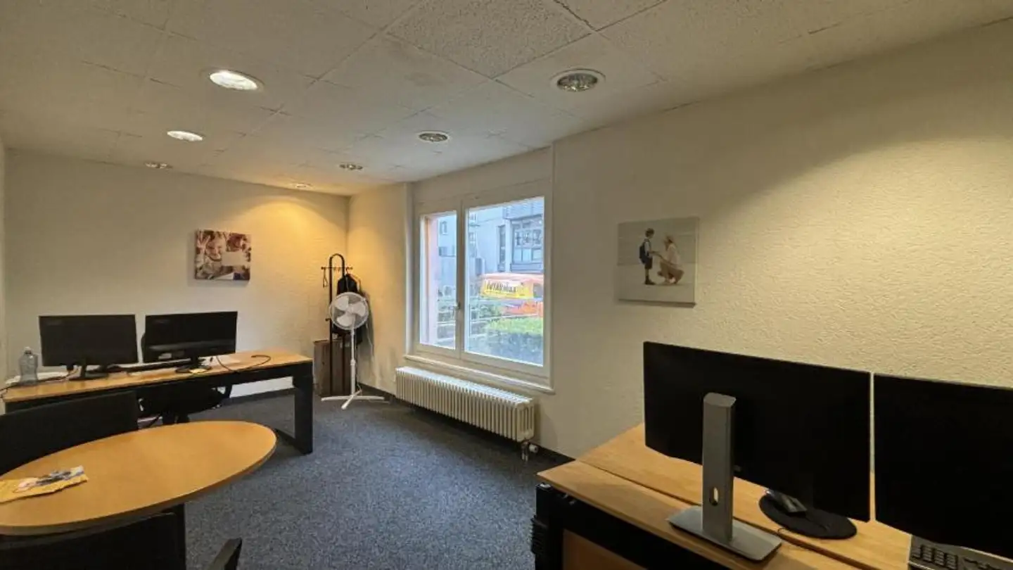 Geschäft mieten - Avenue Du 14-Avril 9, 1020 Renens VD - Foto 3