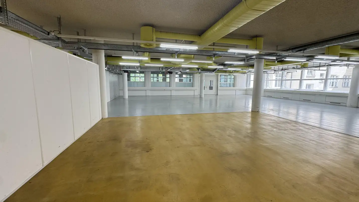 Commercial à louer - Weissensteinstrasse 81, 4500 Solothurn - Photo 3