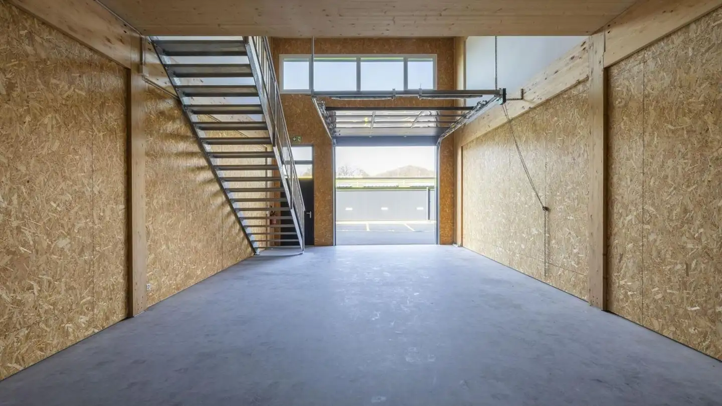 Commercial à louer - Lippermattstrasse 2, 4710 Balsthal