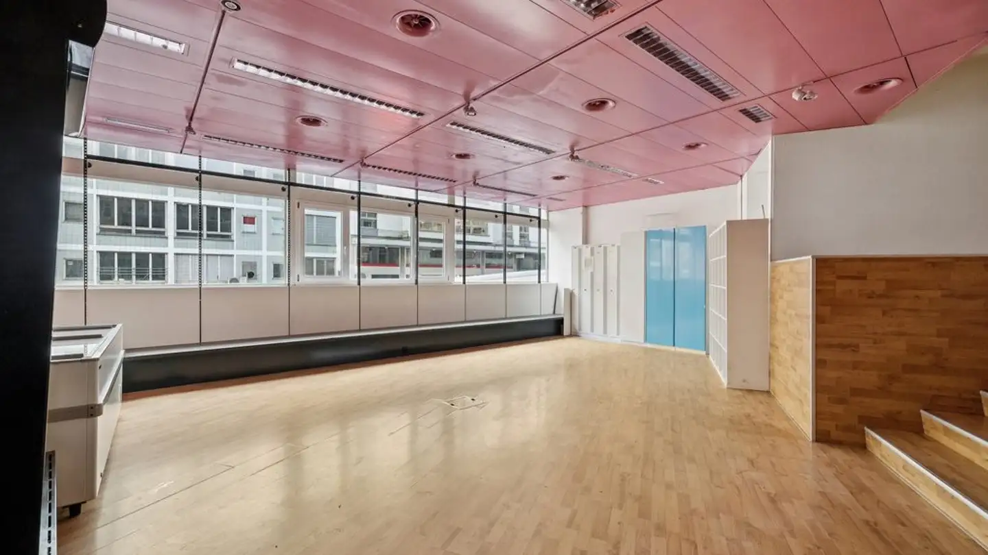 Shop for rent - Steinenvorstadt 73, 4051 Basel - Photo 3