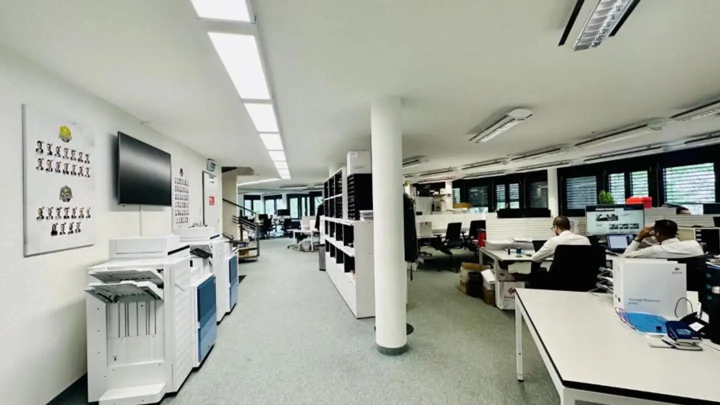 Office space for rent - Place Du Midi 21, 1950 Sion - Photo 4