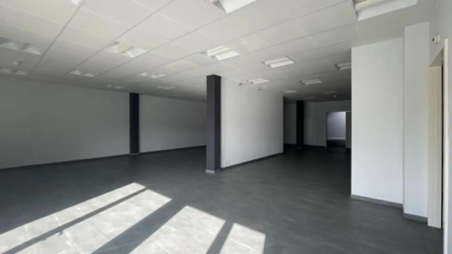 Office space for rent - En Chamard 55B, 1442 Montagny-près-Yverdon - Photo 2