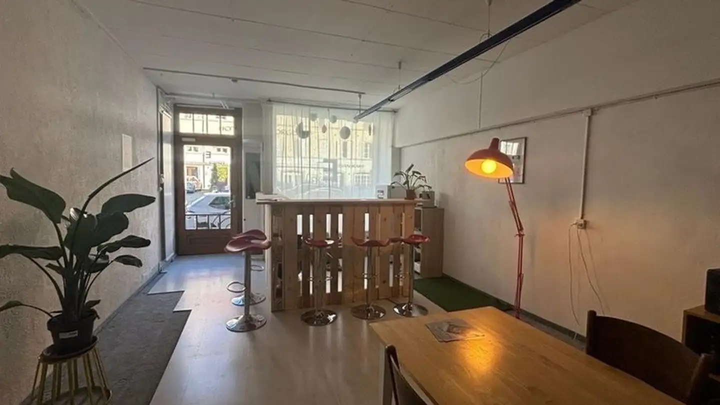 Commercial à louer - Grand-Rue 34, 1680 Romont FR - Photo 2