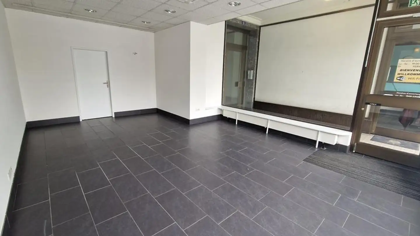 Gewerbe mieten - Boulevard De Pérolles 11, 1700 Fribourg - Foto 4