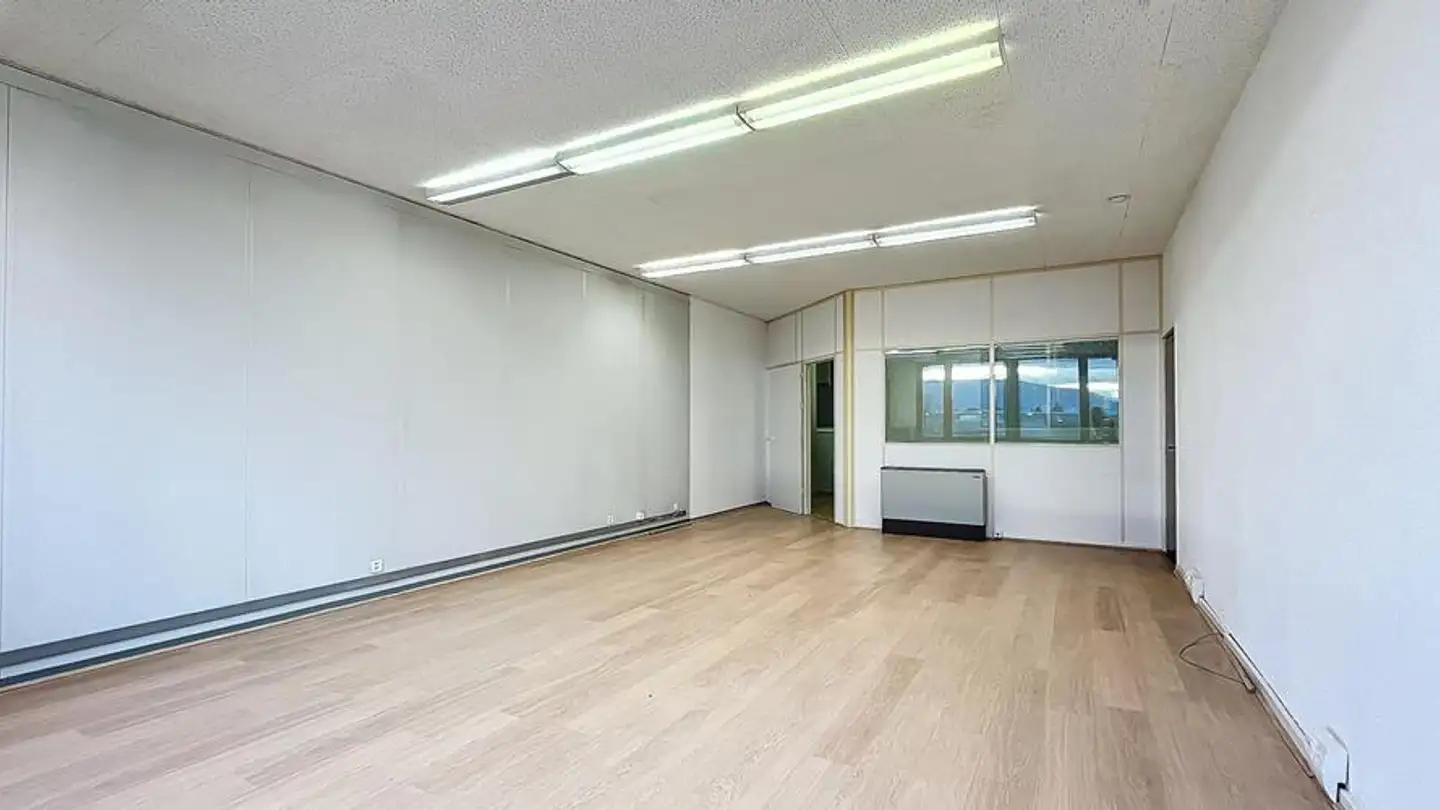 Office space for rent - Rue Du Cardinal- Journet 27, 1217 Meyrin - Photo 3